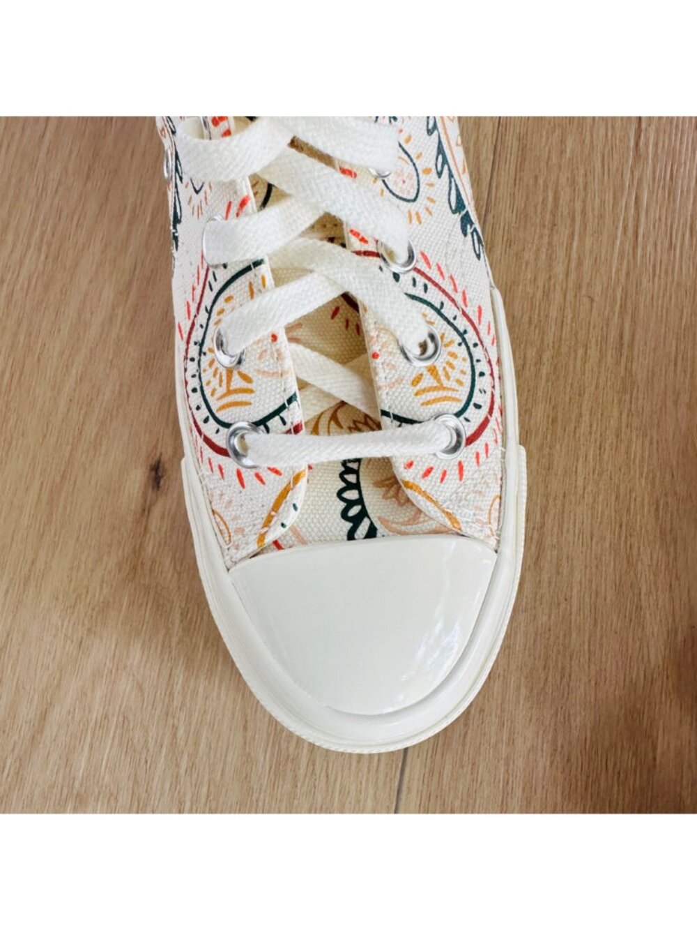 ⭐Converse Chuck 70 Plus Hi Sz 8 Mens Shoes Beige Floral Paisley Sneakers A08172C - Picture 10 of 10